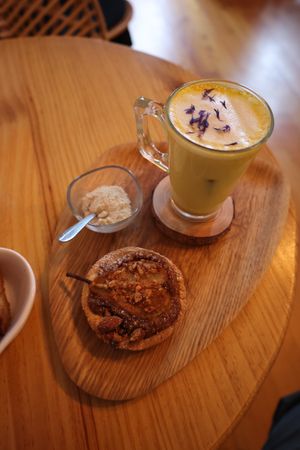 Tarte bourdaloue and golden latte  at My Green Pastry in Porto