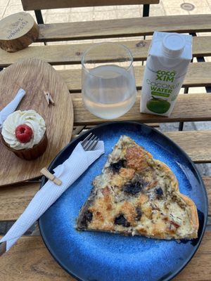 Yummy, quiche. at My Green Pastry in Porto