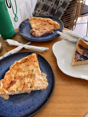 Quiche and flan   at My Green Pastry in Porto