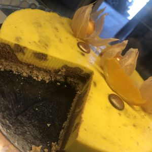 Entremet chocolat-Orange sans gluten 🤤🤤 at My Green Pastry in Porto