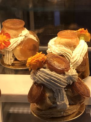 Saint honoré at My Green Pastry in Porto