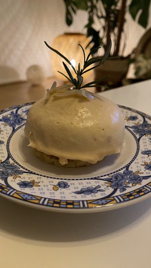 Entremet "soleil du sud" (boite découverte)  at Contribution in Louvain-la-neuve