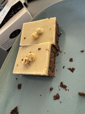 Brownies noisettes   at Contribution in Louvain-la-neuve