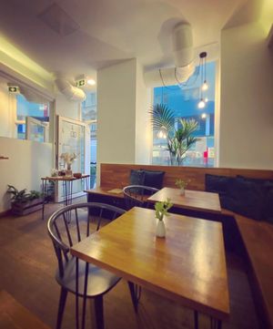 come by & say hi at Zina's Eatery in Vienna