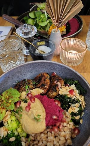 Falafel Bowl at Zina's Eatery in Vienna