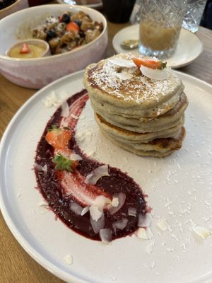   at Zina's Eatery in Vienna