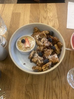   at Zina's Eatery in Vienna