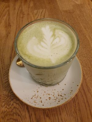  at Zina's Eatery in Vienna