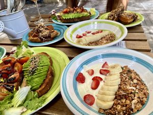 Brunch en Bali at Lilo Cafe in Barcelona