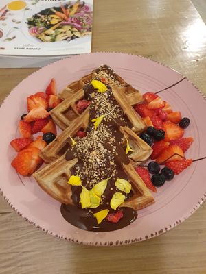 Vegan waffles with chocolate and peanut butter at Lilo Cafe in Barcelona