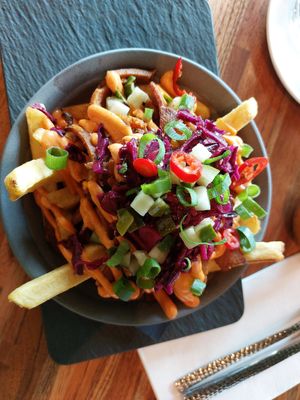 Had the plant based "Kapsalon" yesterday for lunch and loved it 😋 at STAN & CO in Arnhem