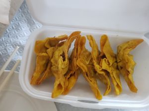 Wonte frito at Dinastia Tang in Panama City