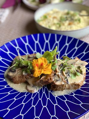 Seitan steak with mushroom sauce and couscous at Gavino Restaurante Bar in Funchal