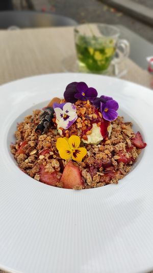 Apple crumble at Gavino Restaurante Bar in Funchal