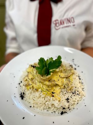 Dish of the day + Drink + Coffee = 6,95€

#gavinodish #gavinorestaurant #veganfood #gavinoveganfood at Gavino Restaurante Bar in Funchal