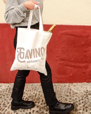 O melhor da nossa cozinha no conforto da sua casa! Para take away 📞 291 220 632  968 173 434 #gavinorestaurantebar #delivery #takeaway #madeiraisland #funchal #funchaloldtown #i at Gavino Restaurante Bar in Funchal