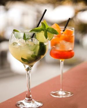 Antes do jantar, um cocktail com as combinações perfeitas Made By You! 🥰💛
#gavinorestaurantebar #gavinorestaurante #cocktails #madeiraisland #funchalrestaurants #funchalol at Gavino Restaurante Bar in Funchal