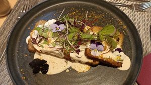 Seitan Steaks mit Pilzrahm-Kräutersauce at Gavino Restaurante Bar in Funchal