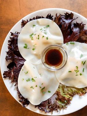 Stuffed jiaozi(chinese dumpling)


In the dishes MADE BY YOU the customer can choose two ingredients at Gavino Restaurante Bar in Funchal