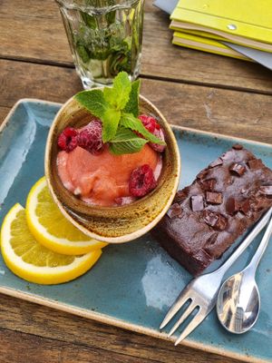 Brownie mit Sorbet at Hans im Glück in Trier