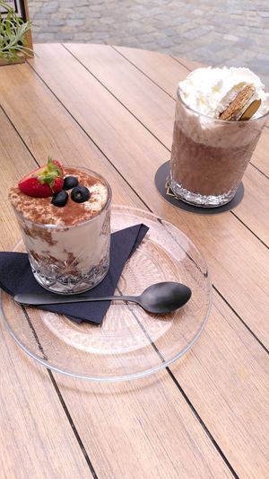 Tiramisu en chocomel at Cafe Goos in Hoorn