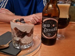 Vegan tiramisu met bijpassend bier at Cafe Goos in Hoorn