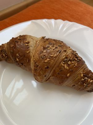 Vegan blueberry croissant at R&B in Ljubljana