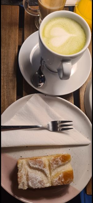 Matcha Latte and lemon cake at R&B in Ljubljana