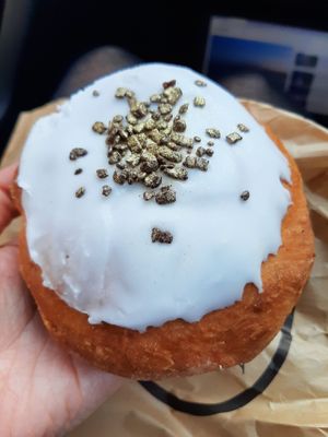 Bedstemorbolle with vanilla and chocolate at Penny Lane Cafe in Aalborg