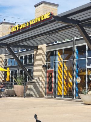 Entrance at Ike's in Round Rock