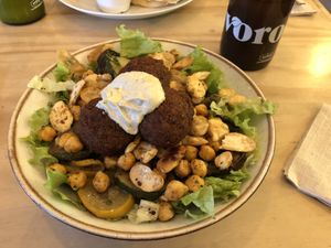 Ensalada herbívoro at Herbívoro- Chapinero in Bogota