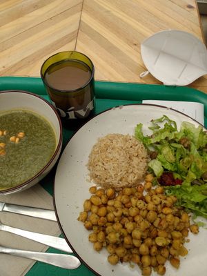 Soup, juice, rice, salad, garbanzos at Herbívoro- Chapinero in Bogota
