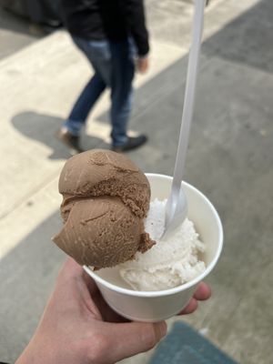 Cacao and Coco ice-cream #Veganuary at Herbívoro- Chapinero in Bogota