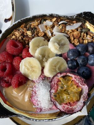 Pink Crush Acai Bowl  at Café Fino in Carvoeiro