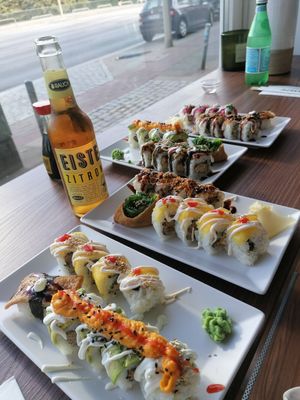 Combi menu 1 and 2 at Very Very Veggie Vegan Sushi in Hamburg