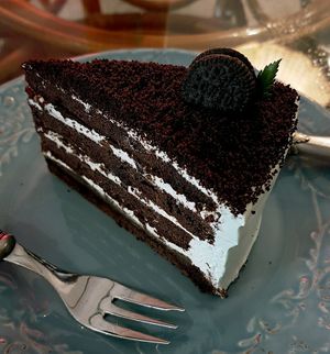 Mint chocolate oreo cake at Cafe Turtle 카페 거북이 in Seoul