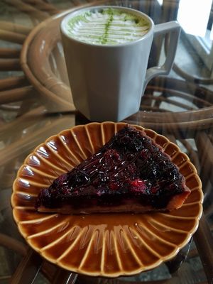 Raspberry Pie at Cafe Turtle 카페 거북이 in Seoul