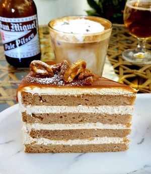 Salted caramel cake at Cafe Turtle 카페 거북이 in Seoul