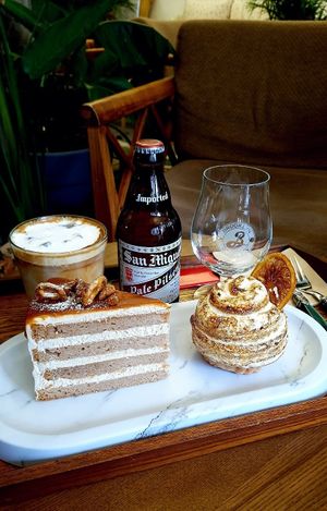 Caramel cake, lemon meringue pie, beer and coffee cream latte at Cafe Turtle 카페 거북이 in Seoul