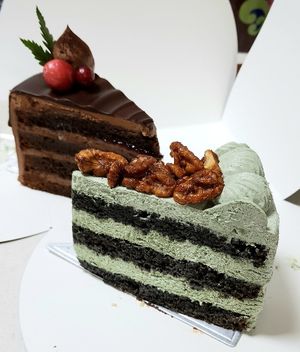 Black Sesame Mugwort Cake at Cafe Turtle 카페 거북이 in Seoul