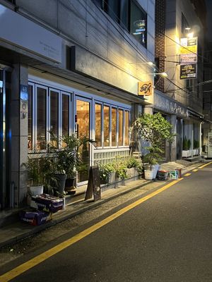   at Cafe Turtle 카페 거북이 in Seoul