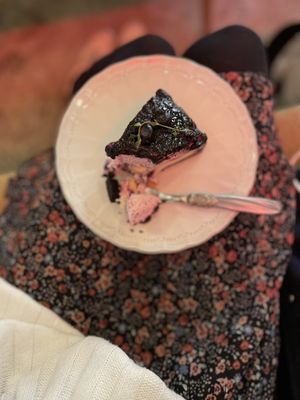 Blueberry cheesecake   at Cafe Turtle 카페 거북이 in Seoul