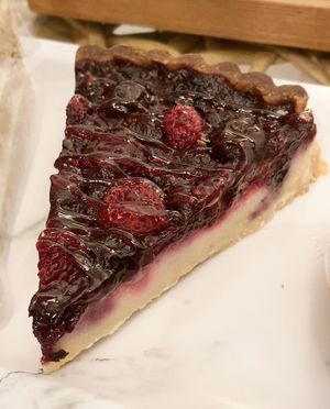 Berry pie at Cafe Turtle 카페 거북이 in Seoul