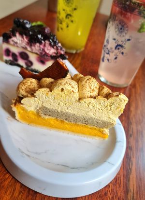 Pumpkin tarte at Cafe Turtle 카페 거북이 in Seoul