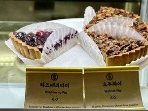 A great vegan cafe with plenty choices of vegan desserts  at Cafe Turtle 카페 거북이 in Seoul