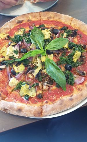 Vegan pizza at The Nag's Head in Abingdon