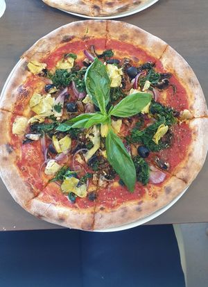 Vegan pizza at The Nag's Head in Abingdon