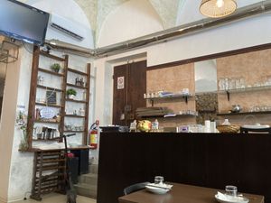 The counter at Su Guan in Florence