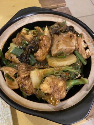 Mixed vegetables with noddles & secret sauce (it’s a bit peanut-y)  at Su Guan in Florence