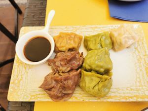  at Su Guan in Florence